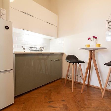 Nejedleho Apartmeet Prague Luaran gambar