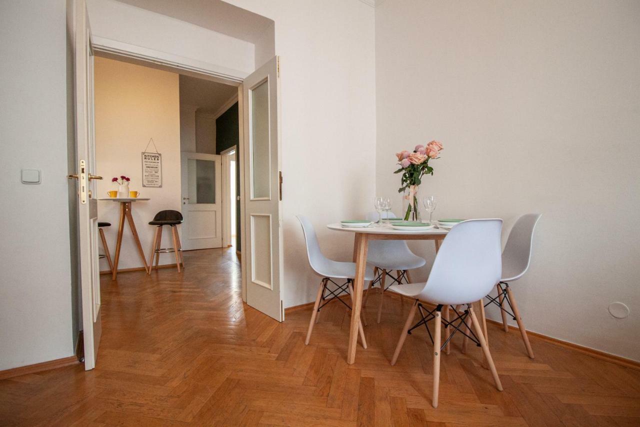 Nejedleho Apartmeet Prague Luaran gambar
